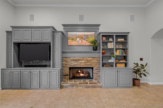 11942 S 92nd East Avenue, Bixby, OK 74008