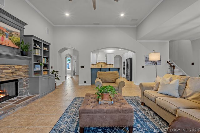 11942 S 92nd East Avenue, Bixby, OK 74008