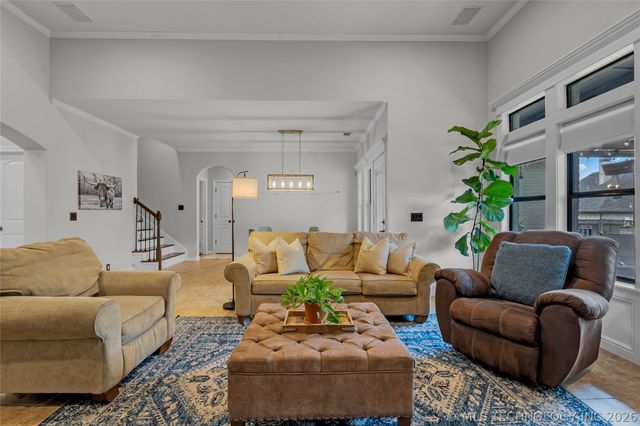 11942 S 92nd East Avenue, Bixby, OK 74008