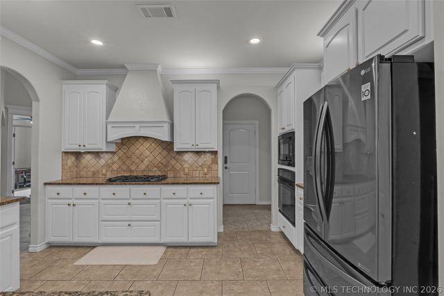 11942 S 92nd East Avenue, Bixby, OK 74008