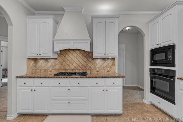 11942 S 92nd East Avenue, Bixby, OK 74008