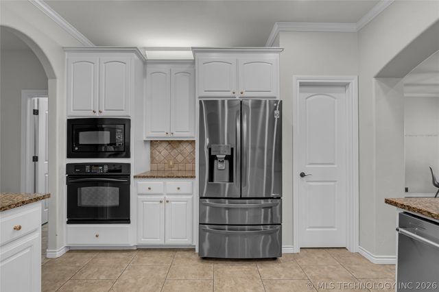 11942 S 92nd East Avenue, Bixby, OK 74008