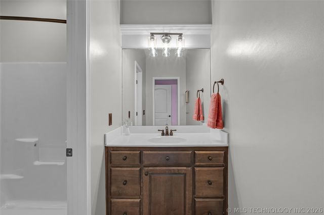 11942 S 92nd East Avenue, Bixby, OK 74008