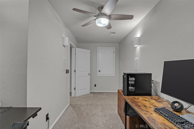 11942 S 92nd East Avenue, Bixby, OK 74008