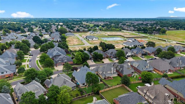 11942 S 92nd East Avenue, Bixby, OK 74008