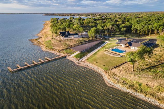 1582 Shoreline Drive, Mabank, TX 75143