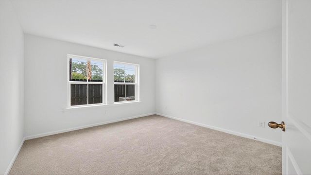 4633 Forest Hills Drive 1004, North Charleston, SC 29418