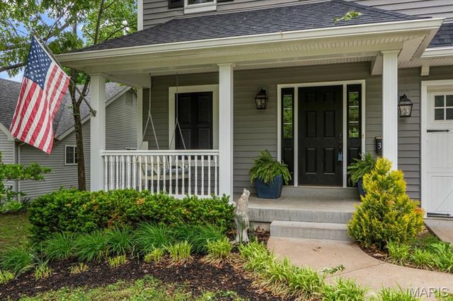350 S Van Buren Avenue, Kirkwood, MO 63122