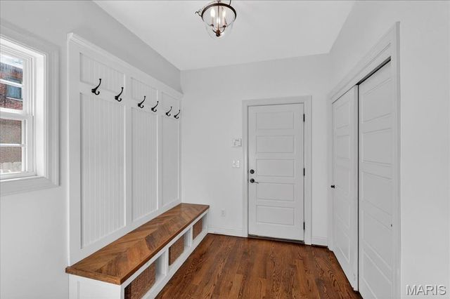 350 S Van Buren Avenue, Kirkwood, MO 63122