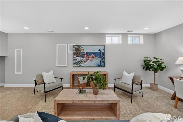 350 S Van Buren Avenue, Kirkwood, MO 63122