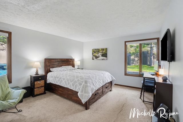 840 Brook Village Court, Holland, MI 49423