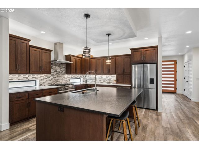 1179 HYDE PARK Pl, Eugene, OR 97401