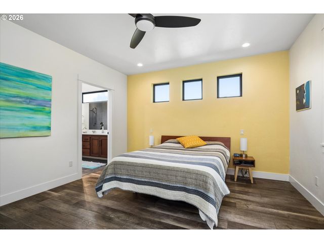 1179 HYDE PARK Pl, Eugene, OR 97401