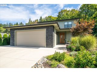 1179 HYDE PARK Pl, Eugene, OR 97401