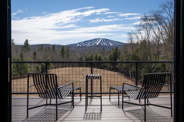 109 Winhall Hollow Road, Winhall, VT 05340