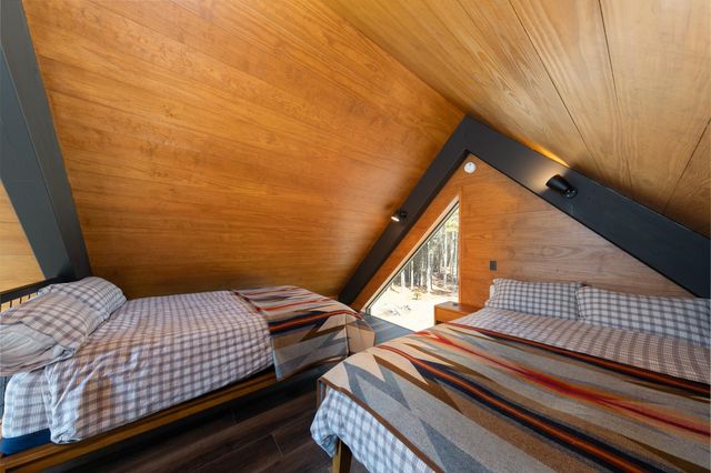 109 Winhall Hollow Road, Winhall, VT 05340