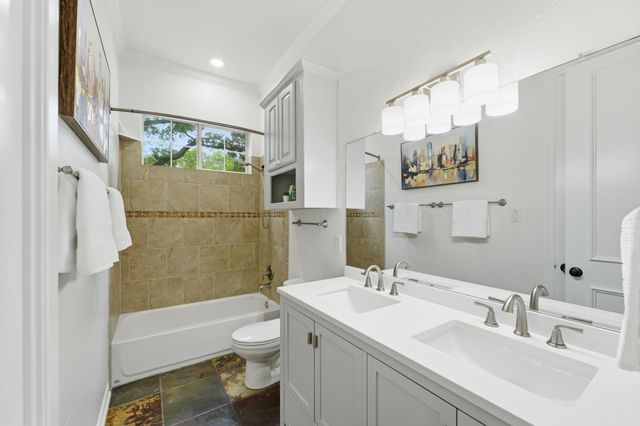 122 Salsbury Circle, Murphy, TX 75094