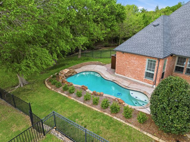 122 Salsbury Circle, Murphy, TX 75094