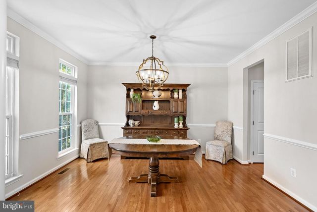 26042 FIRST FROST WAY, Chantilly, VA 20152