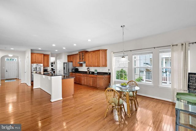 26042 FIRST FROST WAY, Chantilly, VA 20152