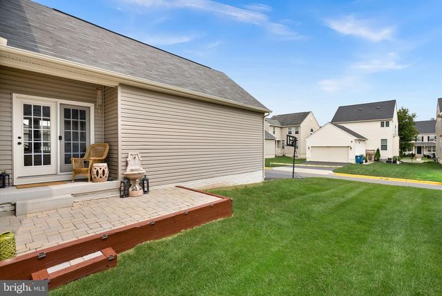 26042 FIRST FROST WAY, Chantilly, VA 20152