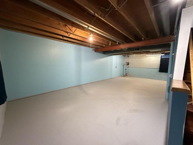 6293 W Port AVENUE, Milwaukee, WI 53223