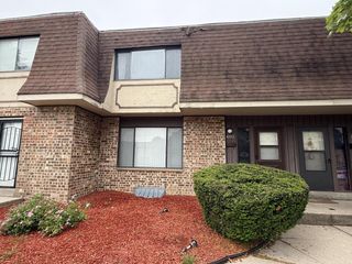 6293 W Port AVENUE, Milwaukee, WI 53223