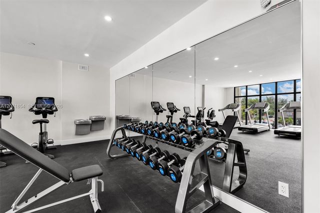 1 Curtiss Parkway 313, Miami Springs, FL 33166