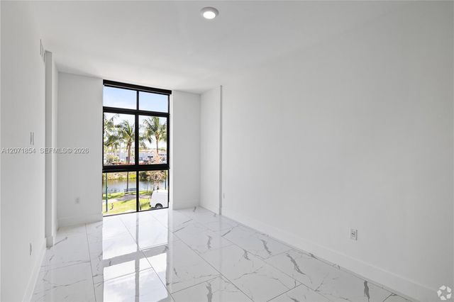 1 Curtiss Parkway 313, Miami Springs, FL 33166