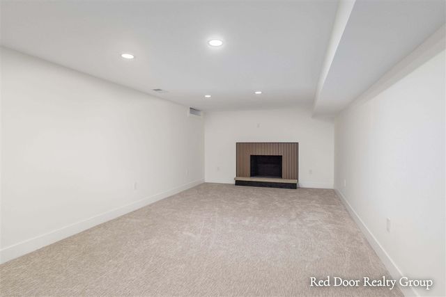 578 Arrowhead Avenue, Grand Rapids, MI 49546