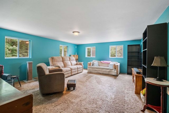 68 Gulf Road, Greenfield, NH 03047