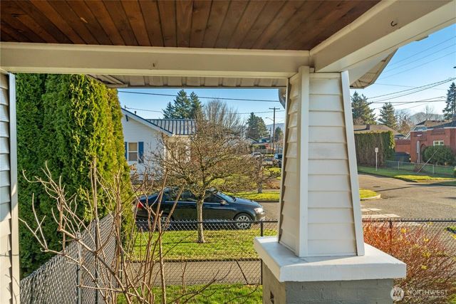 1705 Marshall Avenue, Enumclaw, WA 98022