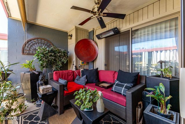 1241 E MEDLOCK Drive 213, Phoenix, AZ 85014