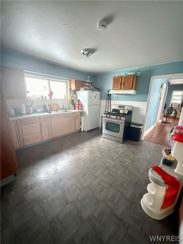48 Theodore Street, Buffalo, NY 14211