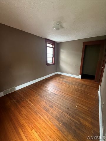 48 Theodore Street, Buffalo, NY 14211