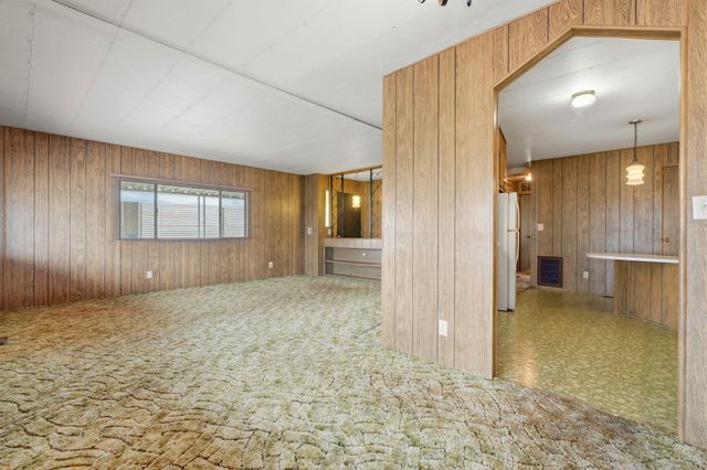 630 W Hermosa Street Spc 6, Lindsay, CA 93247