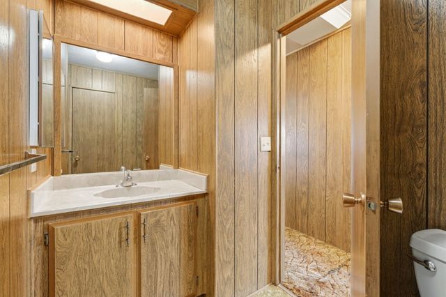 630 W Hermosa Street Spc 6, Lindsay, CA 93247