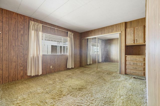 630 W Hermosa Street Spc 6, Lindsay, CA 93247