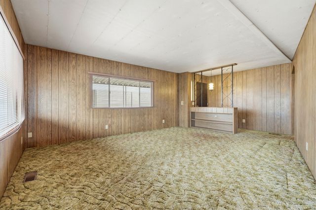 630 W Hermosa Street Spc 6, Lindsay, CA 93247