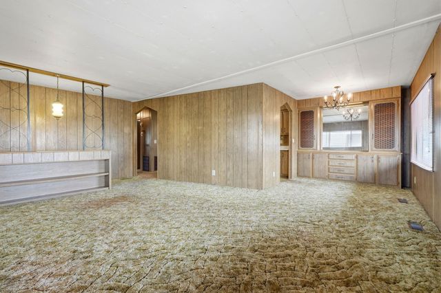 630 W Hermosa Street Spc 6, Lindsay, CA 93247