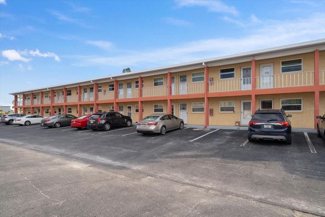 8565 W GULF BOULEVARD 17S, St Petersburg, FL 33706