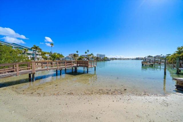 8565 W GULF BOULEVARD 17S, St Petersburg, FL 33706