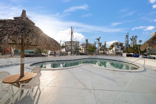 8565 W GULF BOULEVARD 17S, St Petersburg, FL 33706