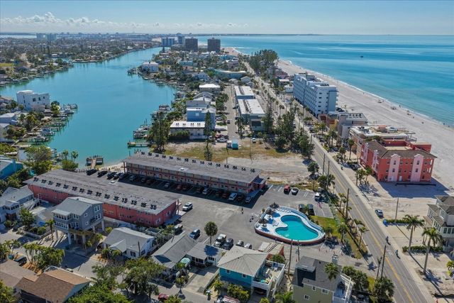 8565 W GULF BOULEVARD 17S, St Petersburg, FL 33706