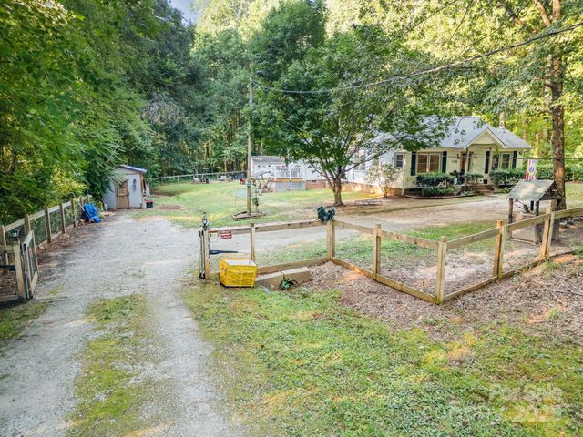 530 Wilmot Trail, Gastonia, NC 28056