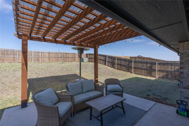 13809 Village Cove, Piedmont, OK 73078