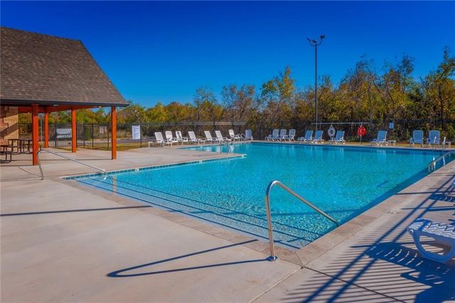 13809 Village Cove, Piedmont, OK 73078