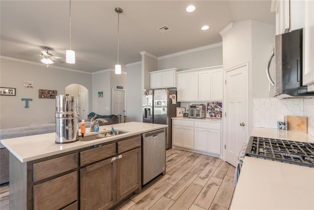 13809 Village Cove, Piedmont, OK 73078