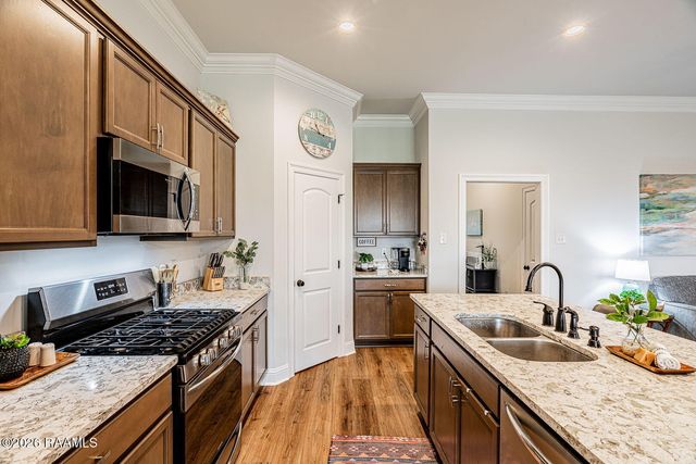 309 Valcour Place, Youngsville, LA 70592