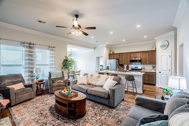 309 Valcour Place, Youngsville, LA 70592